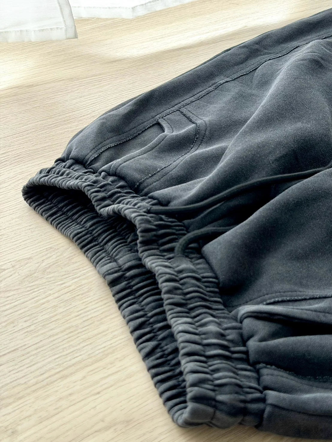 炭感水洗重工棉褲 細節 5